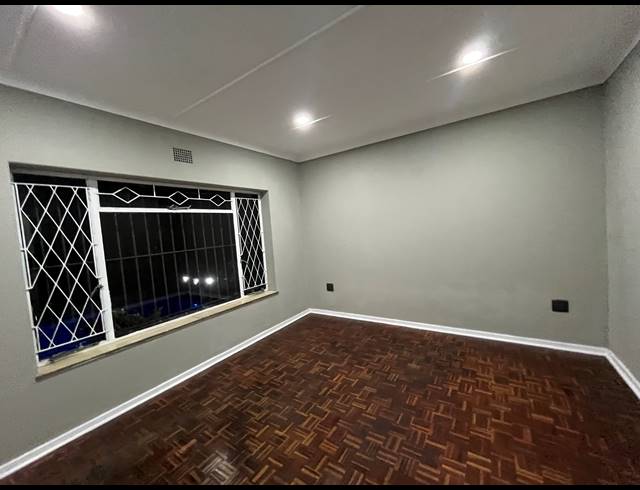 398M² OFFICE TO LET IN EASTLEIGH